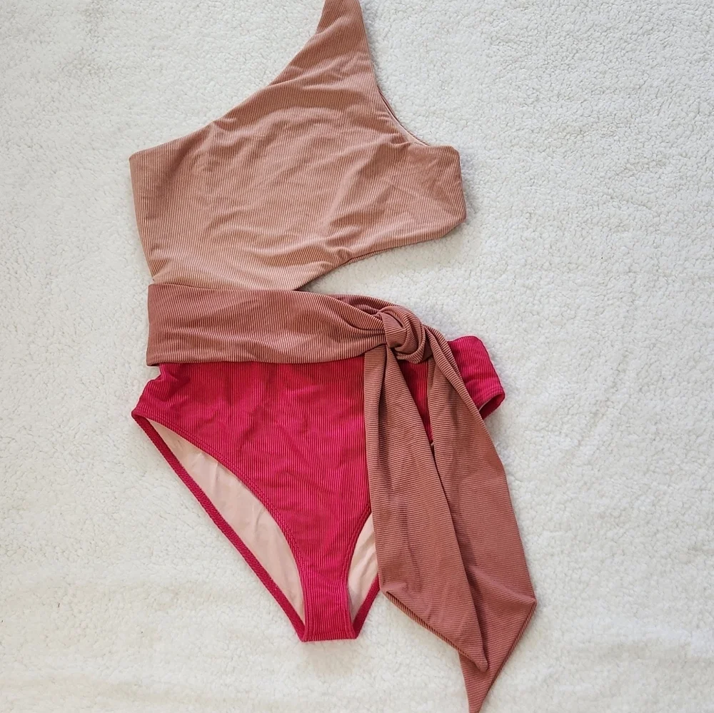 New!Beach Riot Claire One‎ Piece Ribbed Swimsuit